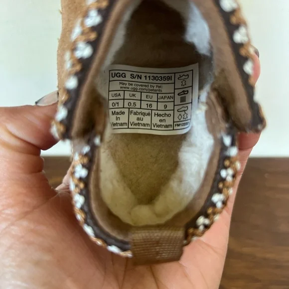 UGG Tasman Baby Booties - Picture 2 of 5